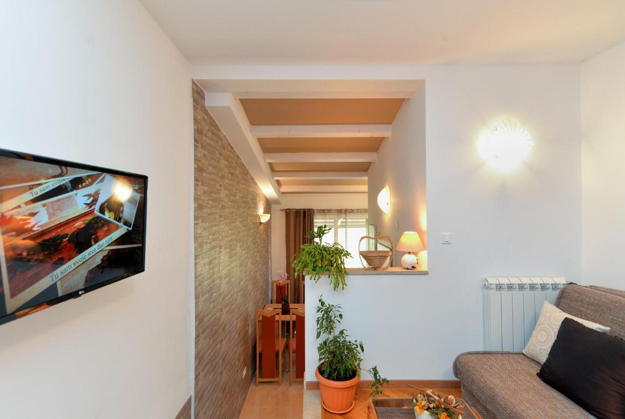 Apartments Voltica 1049 Rovinj Eksteriør billede